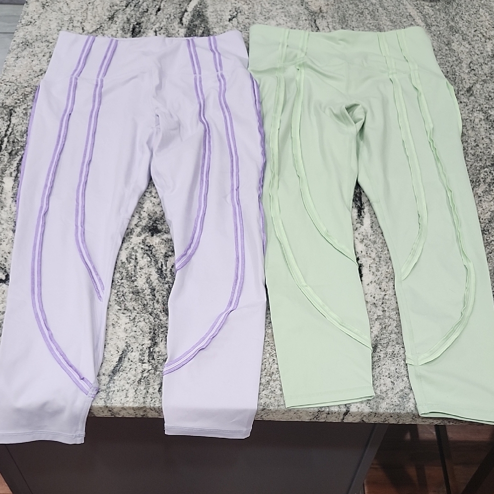 Cropped Fabletics Lavendar And Mint Green Leggings NWOT